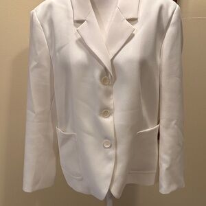 Zara Beige Jacket with pockets- size US XXL